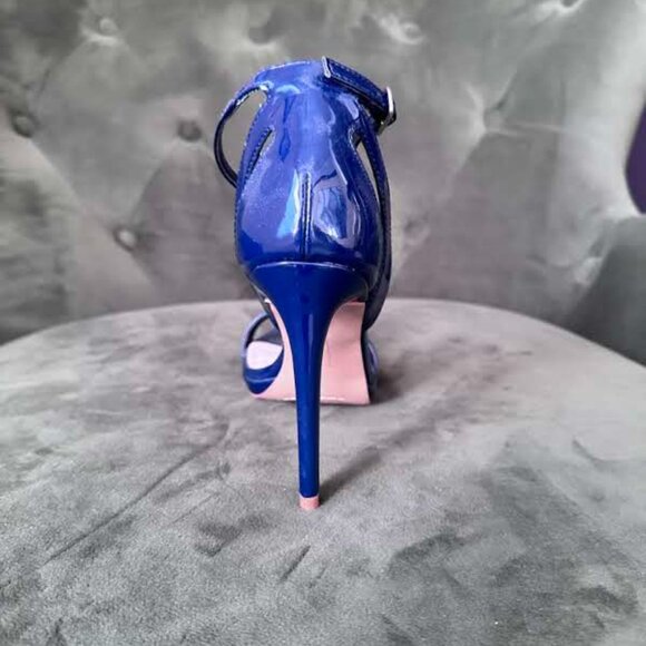 Steve Madden Patent Leather 'Rebeca' Heel - Picture 3 of 9